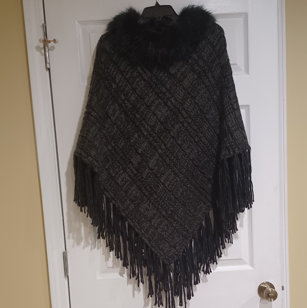 CAD Poncho